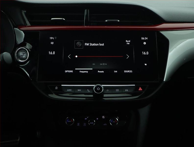 Opel Corsa (2021) GS-Line 50 kWh, SoH 90% - fotka 12 z 19