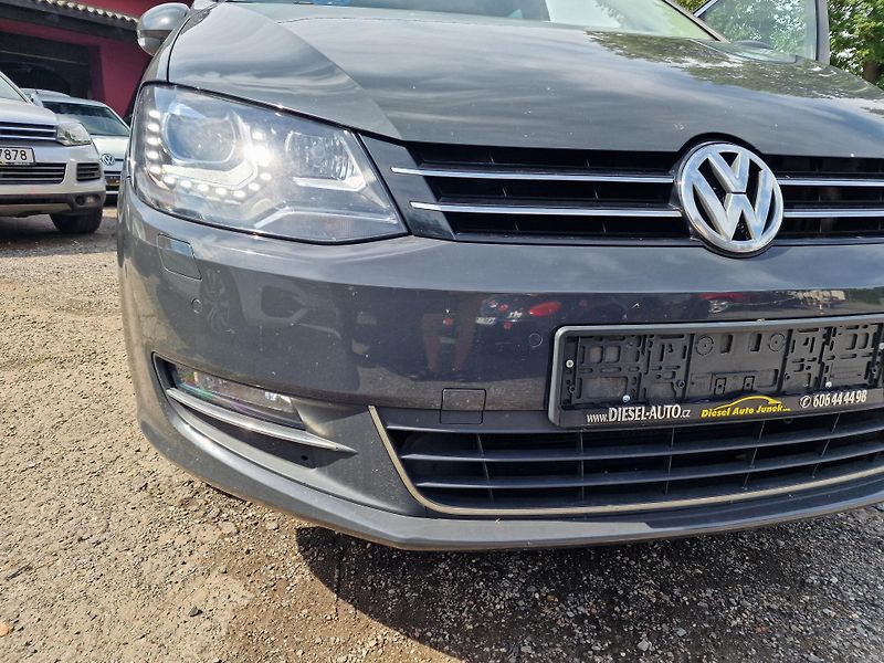 Volkswagen Sharan 2,0TDI CUP 7MÍST KAMERA TAŽNÉ  - fotka 18 z 20