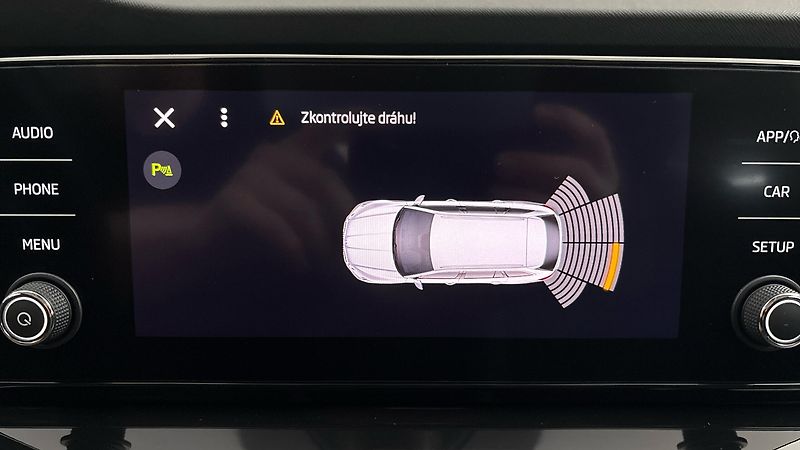 Škoda Octavia 2.0 TDI Ambition Combi - fotka 12 z 25