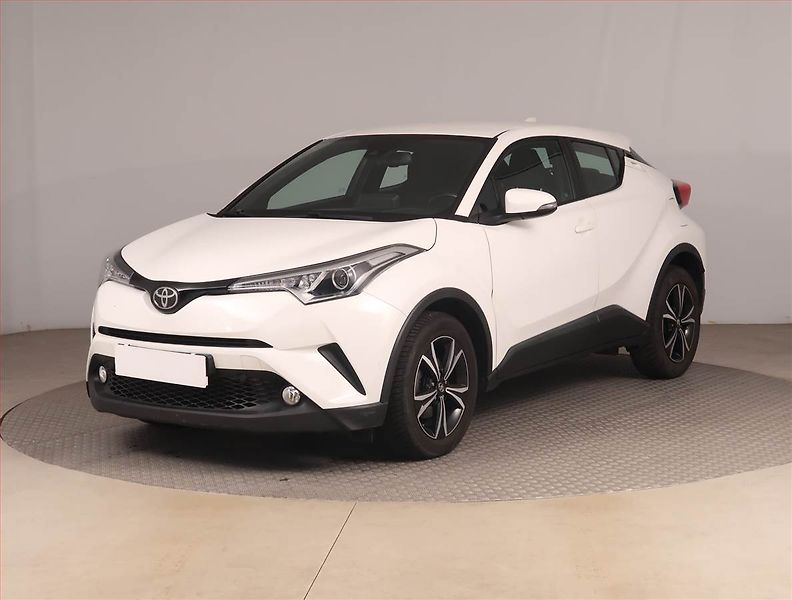 Toyota C-HR (2018) 1.2 Turbo, Navi, Tempomat - fotka 2 z 16