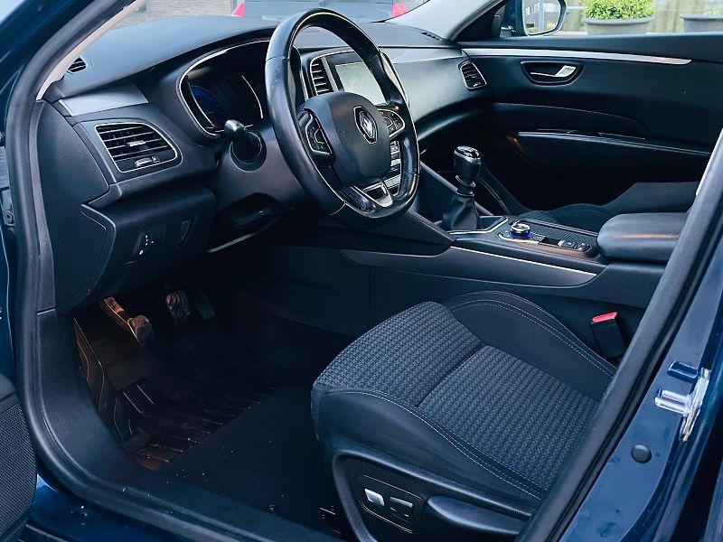 Renault Talisman 1.6dCI MANUÁL VÝHŘEV TAŽNÉ - fotka 23 z 44