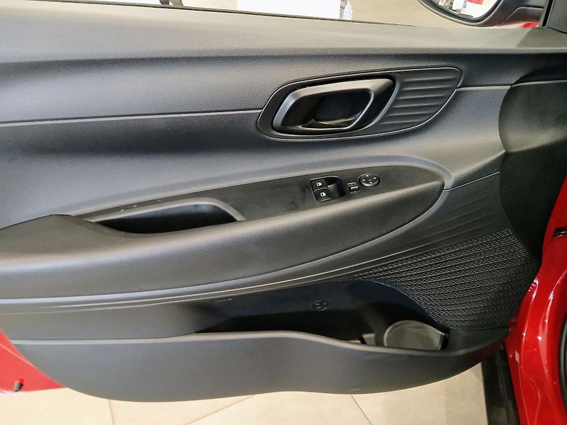 Hyundai Bayon (2026) 1,0 T-GDI MT COMFORT MR27 - fotka 14 z 16