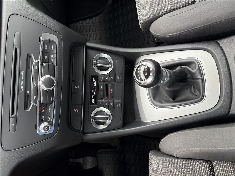 Audi Q3 2,0 TFSI 125 KW QUATTRO - fotka 12 z 24