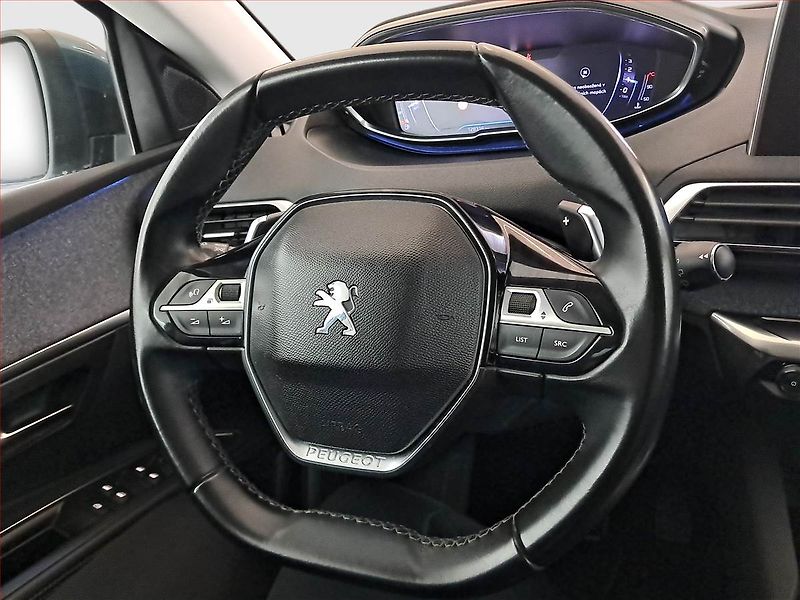Peugeot 5008 (2019) Allure PureTech 130, Automat - fotka 18 z 21