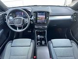 Volvo XC40 PLUS DARK B4 145kW, BLIS, ACC - náhled 10