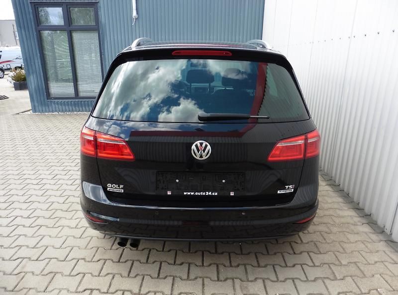 Volkswagen Golf Sportsvan 1,4 TSi Highline - fotka 7 z 17