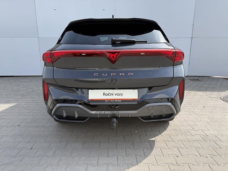 Cupra Terramar DSG 4WD 2,0 TSi 150 kW - fotka 5 z 22