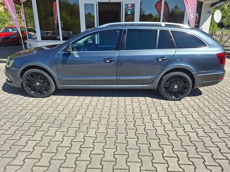 Škoda Superb (2014) OUTDOOR 2.0TDI 125kW DSG 4X4 - fotka 5 z 39