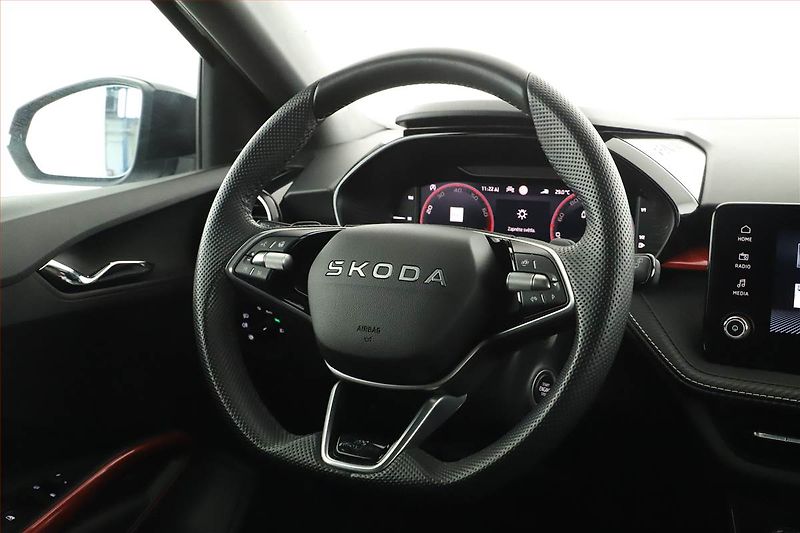 Škoda Fabia (2025) 1.0 TSI, Monte Carlo, FullLed - fotka 8 z 16