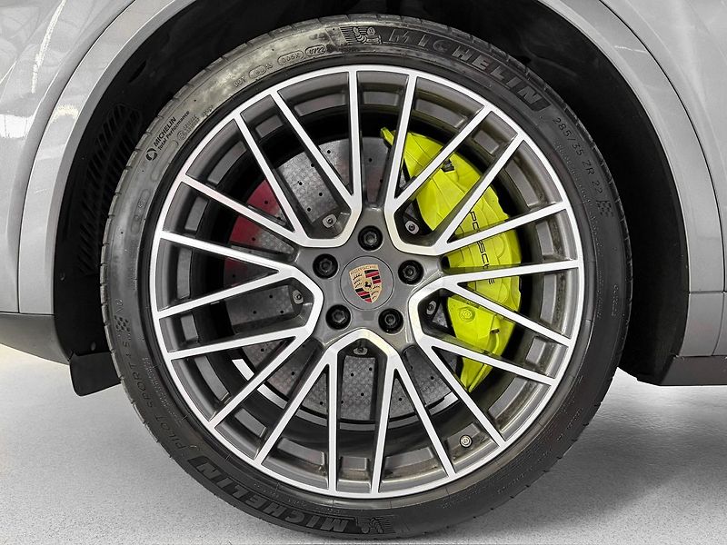 Porsche Cayenne TURBO S E-HYBRID COUPE, 500KW, - fotka 9 z 36