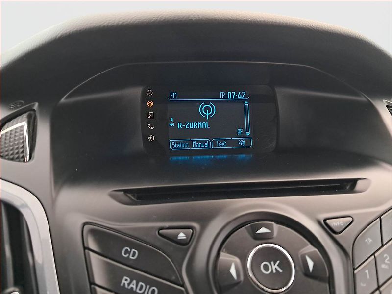 Ford Focus (2014) 1.6 TDCi, Tempomat - fotka 12 z 19
