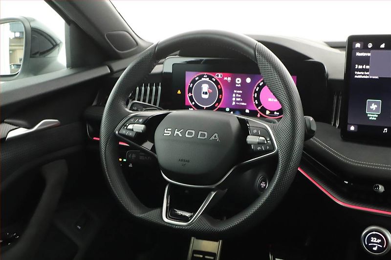 Škoda Superb (2025) 2.0 TDI, SPORTLINE, KAMERA - fotka 8 z 20