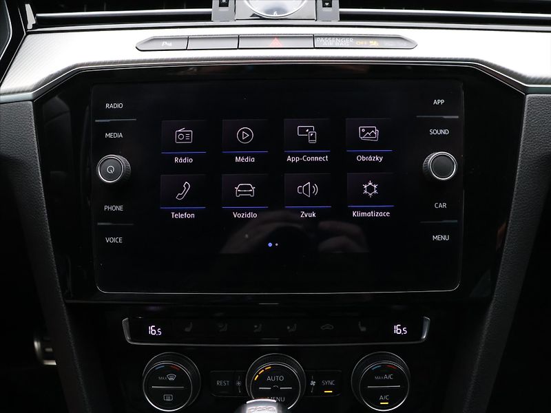Volkswagen Passat 2.0 TDI 110kW DSG LED Kůže CZ - fotka 20 z 31