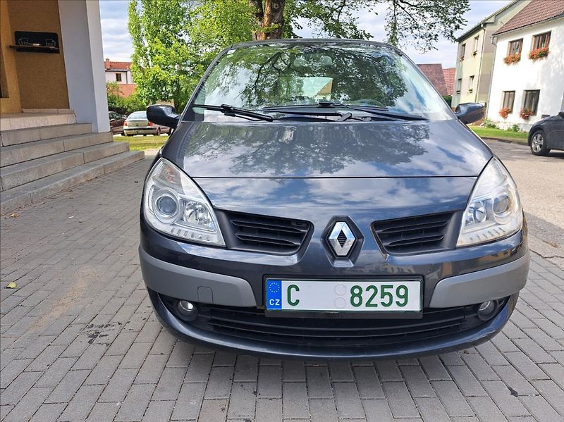 Renault Scénic 1,5 dCi - fotka 13 z 35
