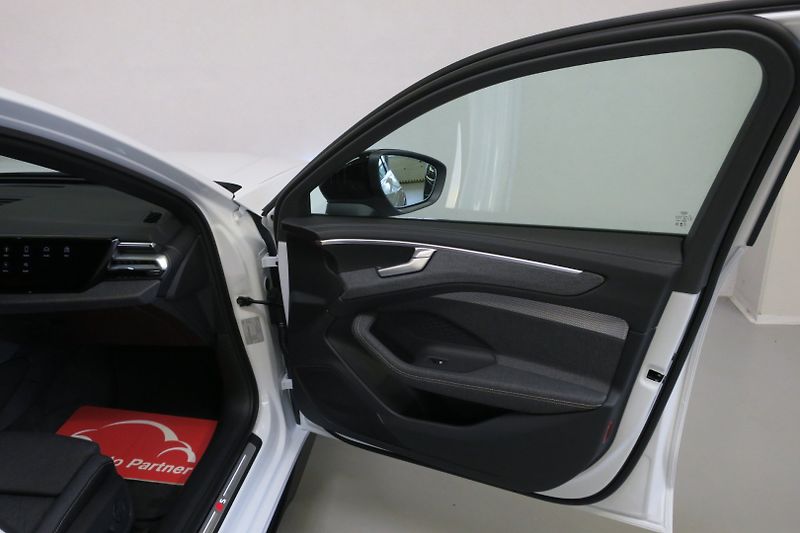 Audi A6 (2026) 2,0TDI Quatt. S-tronic S line - fotka 37 z 50
