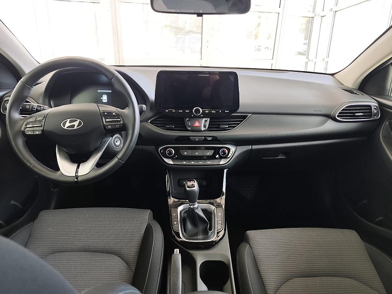 Hyundai i30 (2025) 1.5 DPi 71kW Smart MT - fotka 10 z 21
