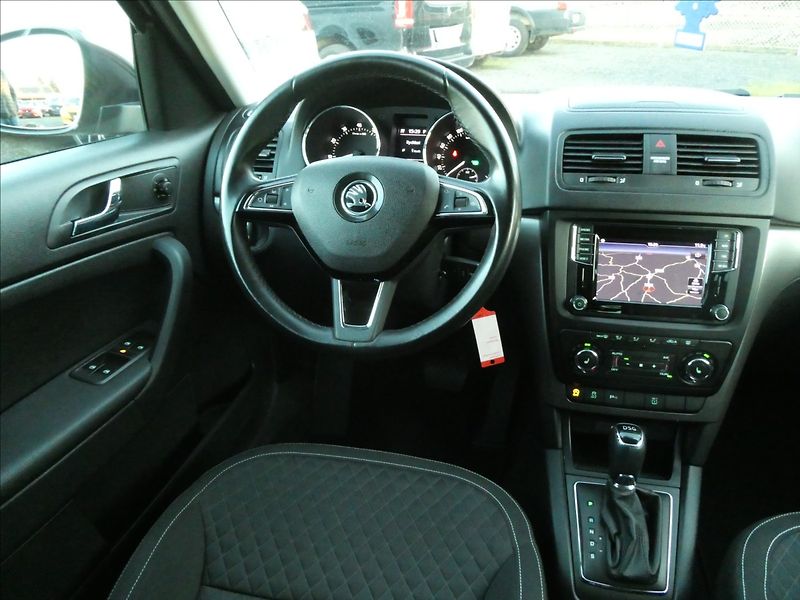 Škoda Yeti 1,2 TSi 81kW DSG Drive, xenony - fotka 26 z 41