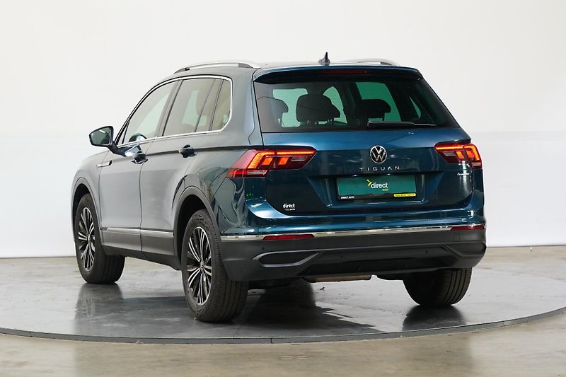 Volkswagen Tiguan - fotka 4 z 6