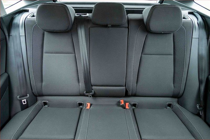 Škoda Karoq (2024) Ambition 1.5 TSI - fotka 10 z 21
