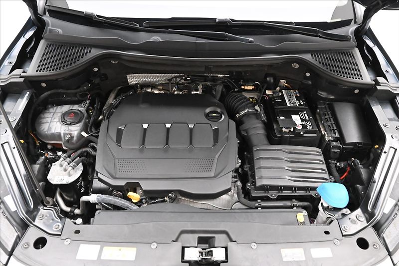 Škoda Karoq 2,0 TDI 110 kW 4x4 DSG TOUR Zá - fotka 9 z 31