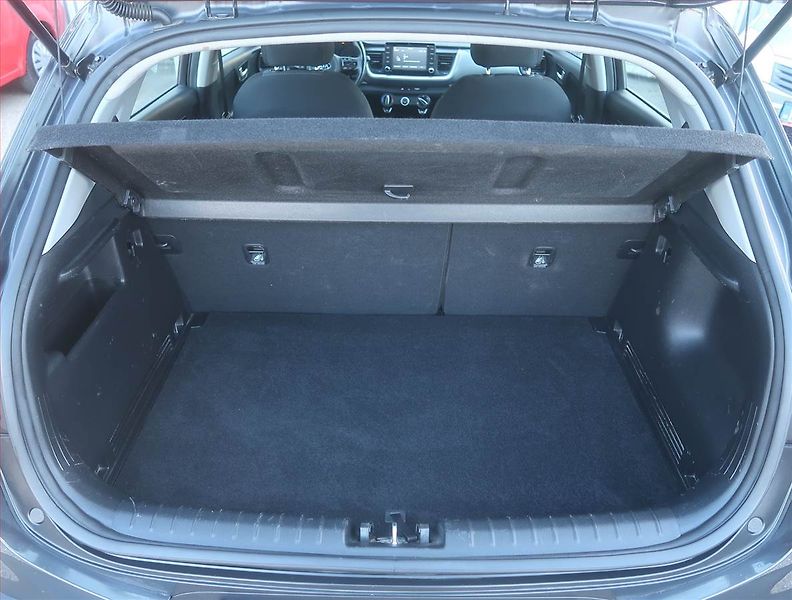 Kia Stonic (2017) 1.4 CVVT, Serv.kniha, Tempomat - fotka 14 z 16