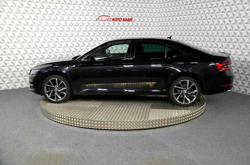 Škoda Superb (2024) 2.0TSI 206kw SportLine 4x4 AT - fotka 3 z 22