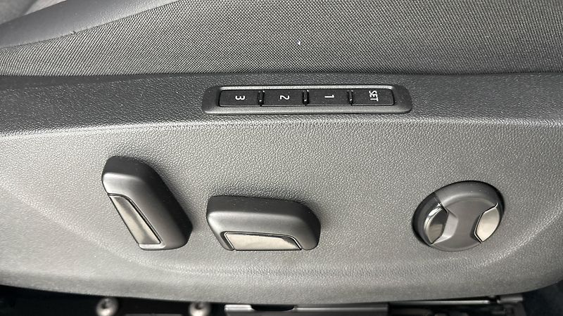 Škoda Enyaq 82 kWh AUT 80 Clever - fotka 22 z 34