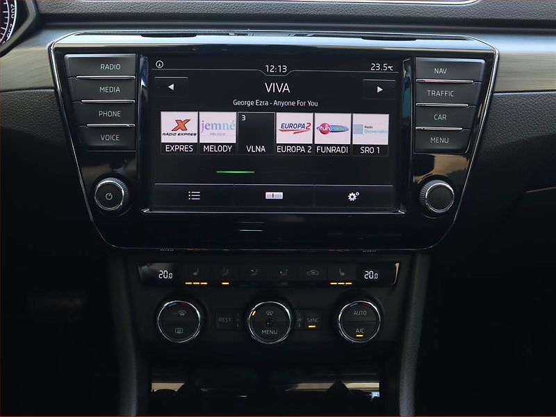 Škoda Superb (2016) Style Plus 2.0 TDI, 4X4 - fotka 12 z 24