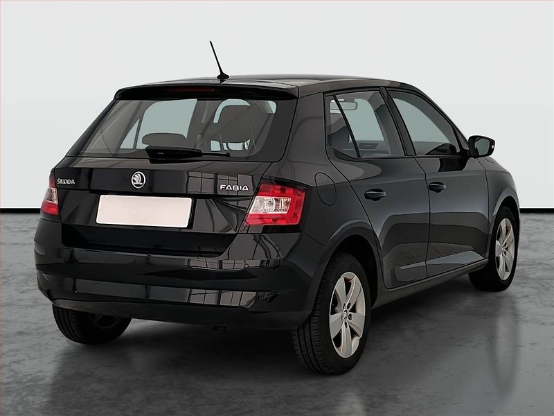 Škoda Fabia (2019) Style 1.0 TSI, ČR,1.maj - fotka 5 z 19