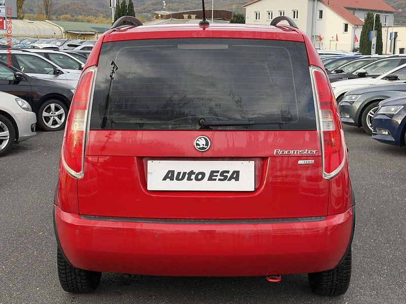 Škoda Roomster (2011) 1.6 TDi, ČR, Attractive - fotka 5 z 18