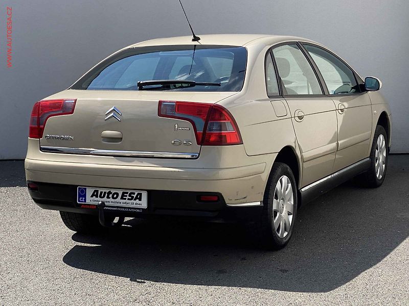 Citroën C5 (2007) 1.6 HDI, ČR, AC, TZ, temp. - fotka 4 z 14