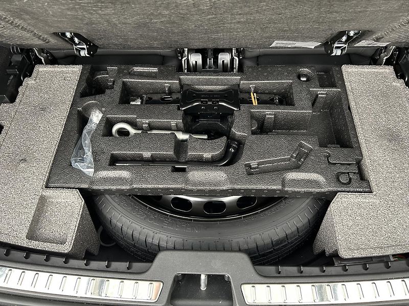 Volvo XC90 2.0 B5 4x4 . - fotka 26 z 26