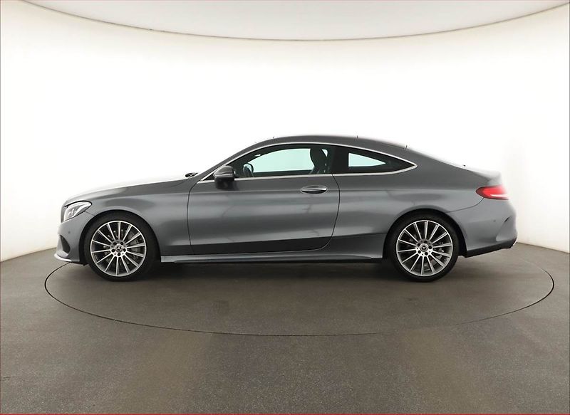 Mercedes-Benz Třídy C (2016) C 400 4MATIC - fotka 3 z 21