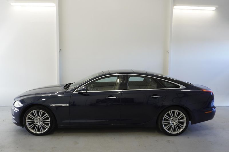 Jaguar XJ 5.0 V8 PREMIUM LUXURY - fotka 8 z 53