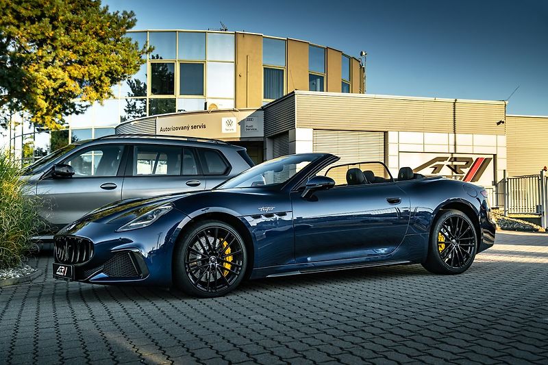 Maserati GranCabrio Trofeo - fotka 32 z 32
