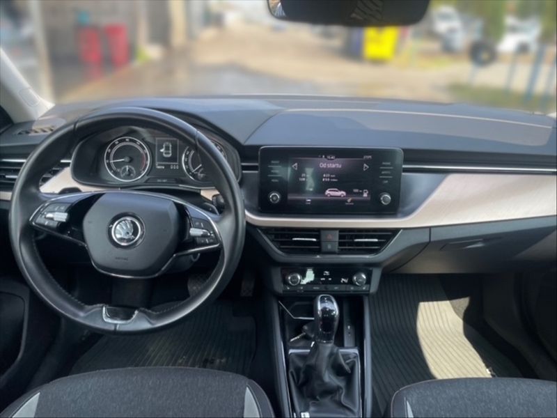 Škoda Scala 1,0 TSI Style DSG - fotka 9 z 11