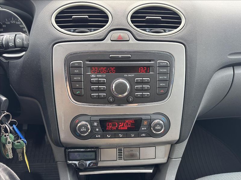 Ford Focus 1,6 TDCi 66kW - fotka 18 z 19