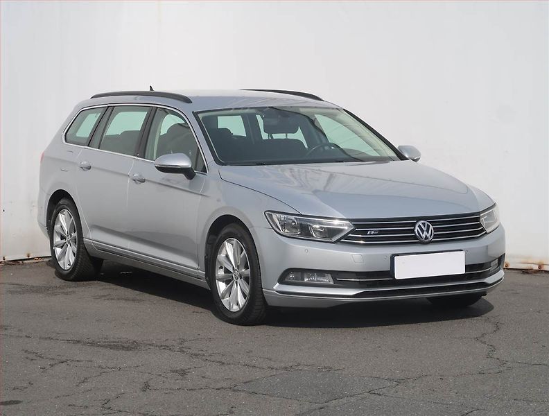 Volkswagen Passat (2015) Comfortline 1.6 TDI - fotografie inzerátu
