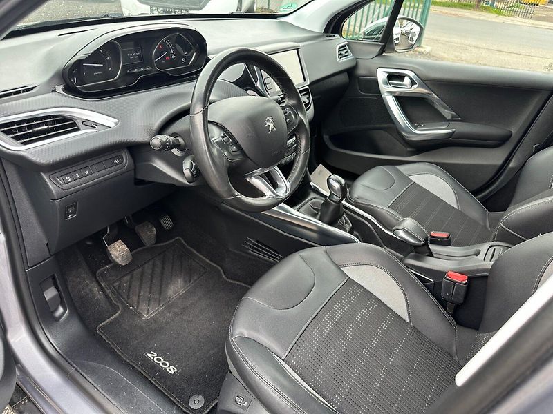 Peugeot 2008 (2014) 1.6Hdi 68Kw Allure - fotka 8 z 25