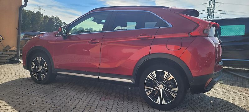 Mitsubishi Eclipse Cross (2018) 1,5T-MiVeC 120kW 4WD „TOP“ - fotka 8 z 47