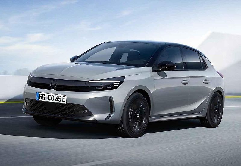 Největší výběr dostupných aut s automatickou převodovkou je v kategorii menších městských hatchbacků.