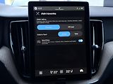 Volvo XC60 B5 AWD // PLUS DARK + sada kol - náhled 30