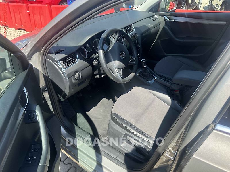 Škoda Octavia (2019) 1.5 TSi, ČR, Style, LED, navi - fotka 3 z 3