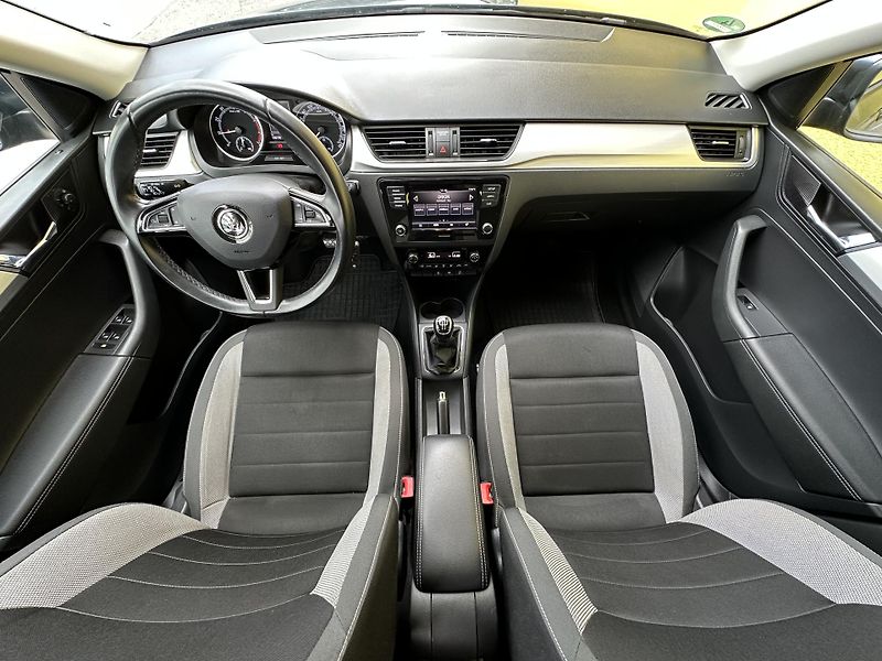 Škoda Rapid (2018) SPACEBACK 1.0/70kW * 2.Maj  - fotka 13 z 35