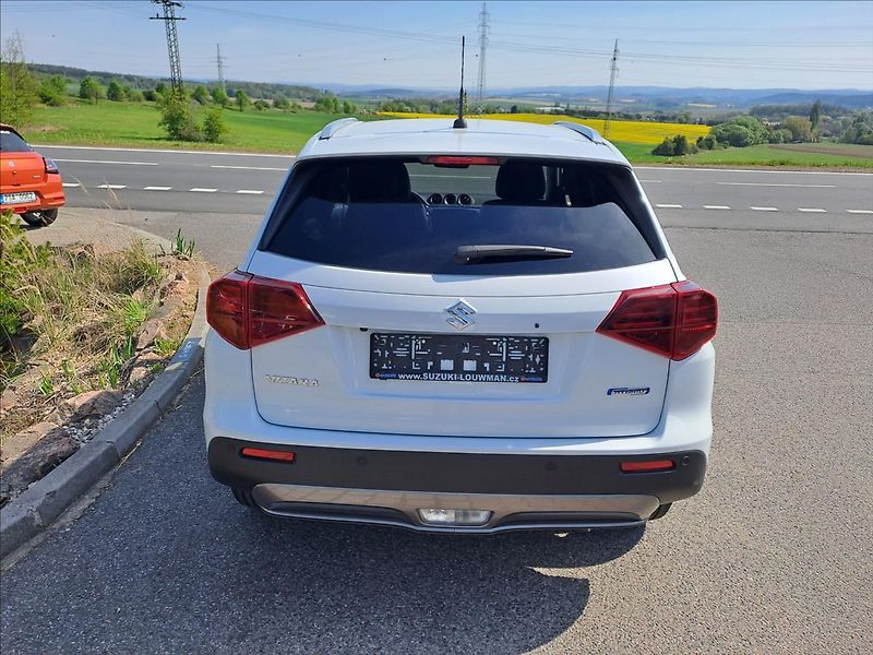 Suzuki Vitara (2025) 1,4 BoosterJet Elegance AT - fotka 7 z 21