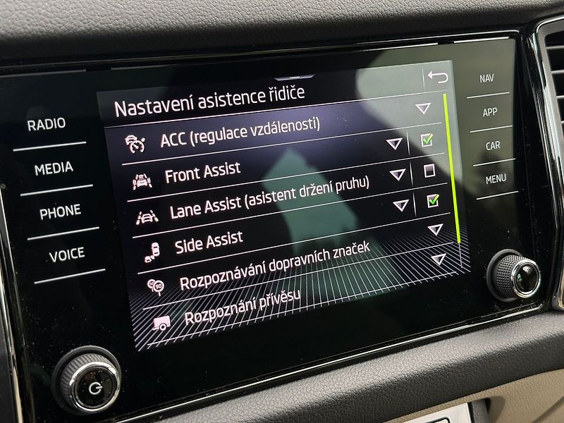 Škoda Kodiaq 2.0TDI 147kW 4x4 DSG L&K Tažné - fotka 8 z 15