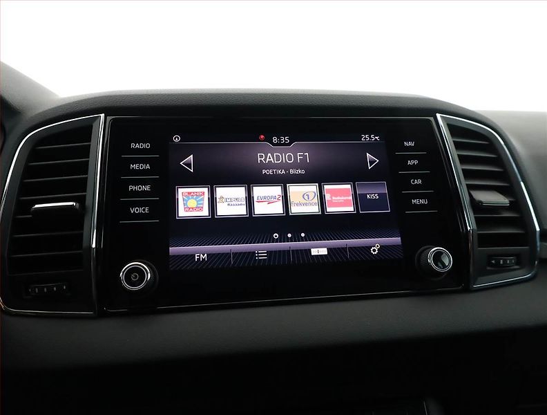 Škoda Karoq (2018) Ambition 2.0 TDI, 4X4 - fotka 11 z 20