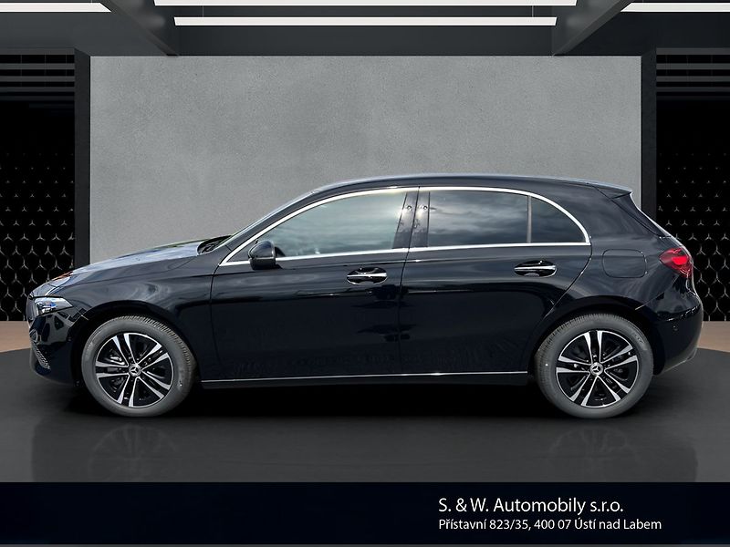 Mercedes-Benz Třídy A 250e s hybridní technologií EQ - fotka 2 z 23