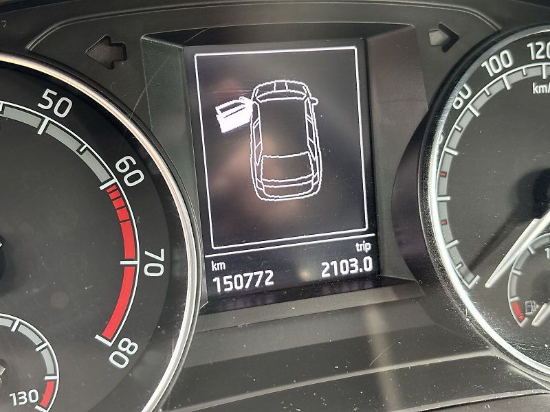 Škoda Fabia (2022) Combi Tour 1.0 TSI Active - fotka 6 z 23