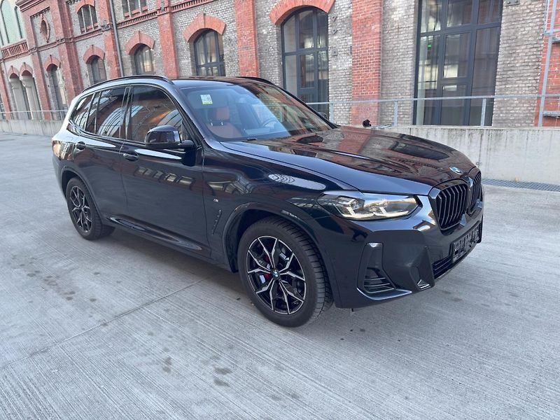 BMW X3 (2024) xDrive20d M paket + tažné - fotka 2 z 34
